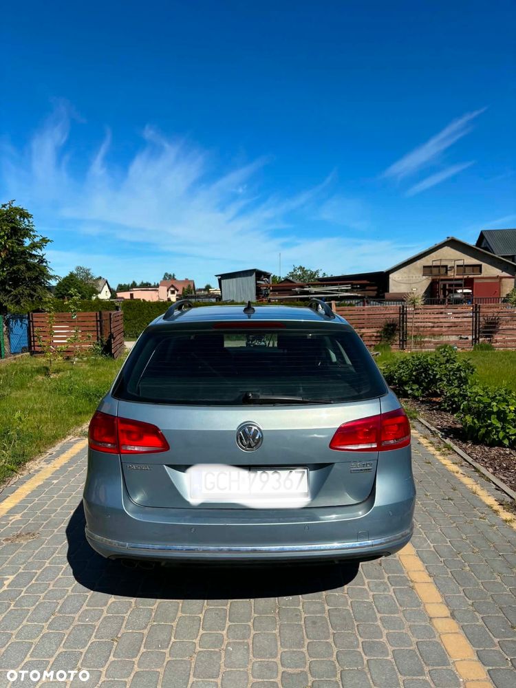 Volkswagen Passat - 8