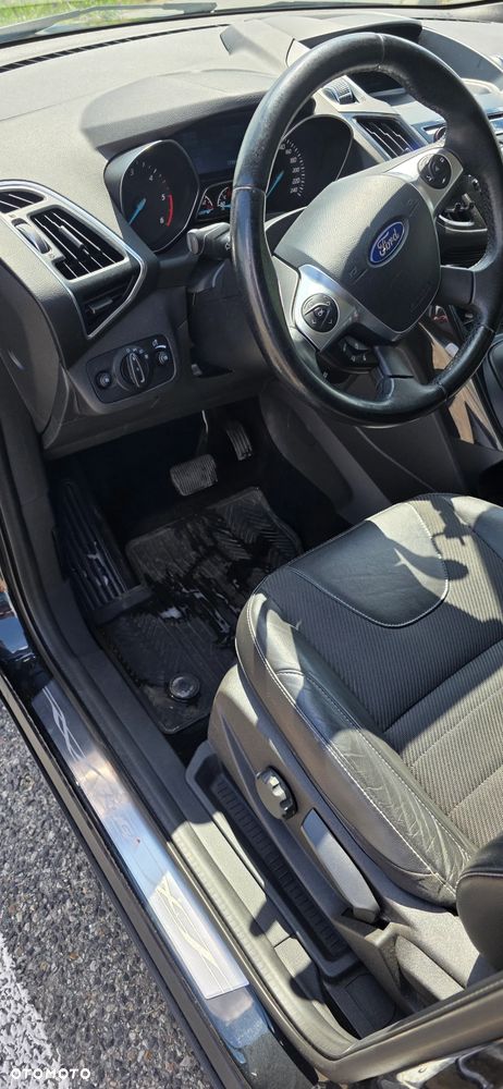 Ford Kuga 2.0 TDCi AWD Titanium - 9
