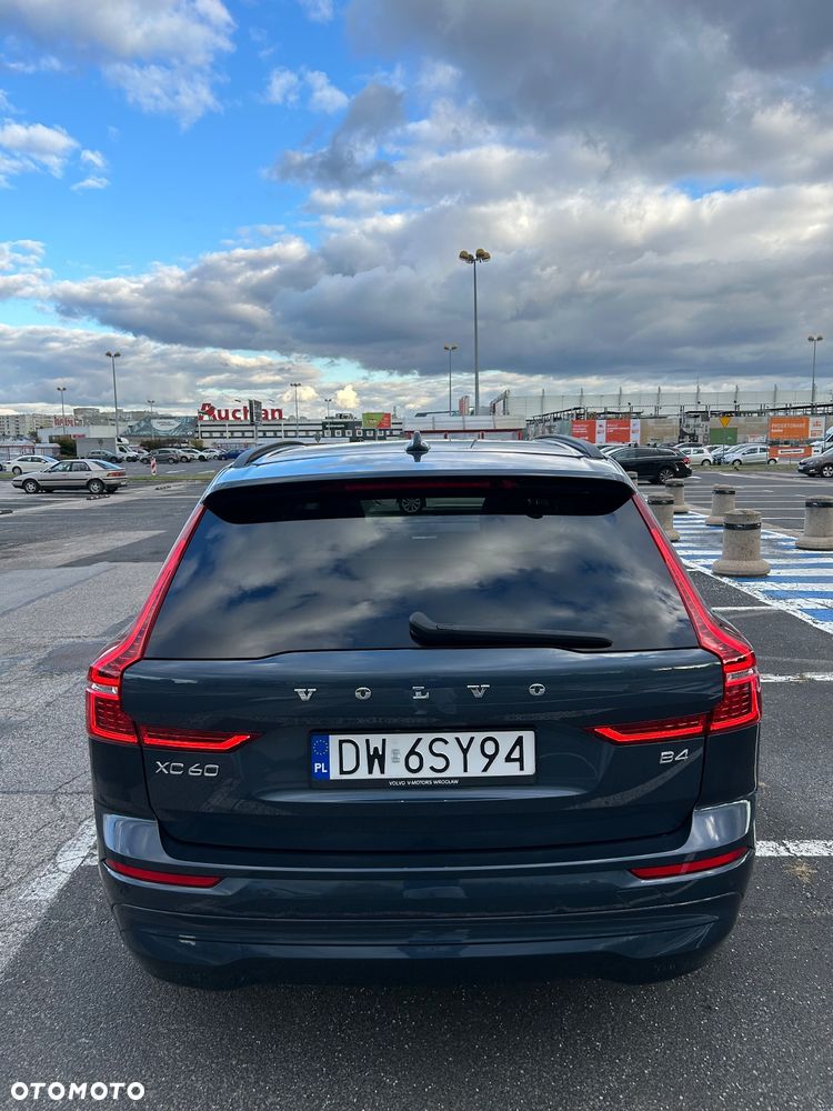 Volvo XC 60 T4 Momentum Pro - 11