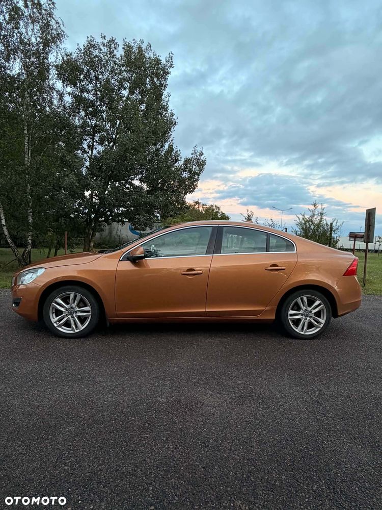 Volvo S60 DRIVe - 3
