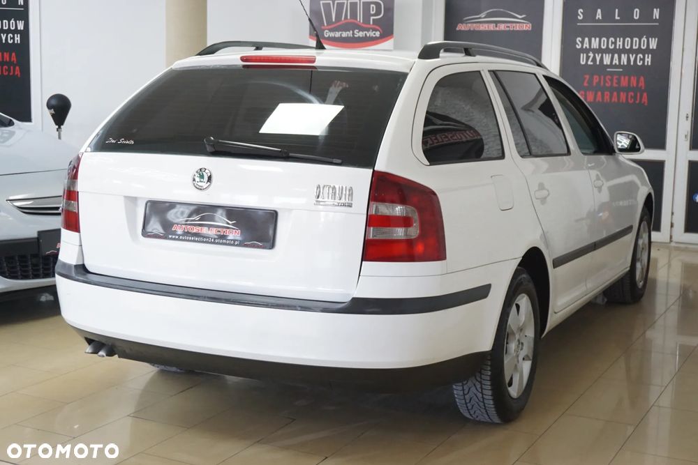 Skoda Octavia 1.9 TDI DSG Elegance - 4