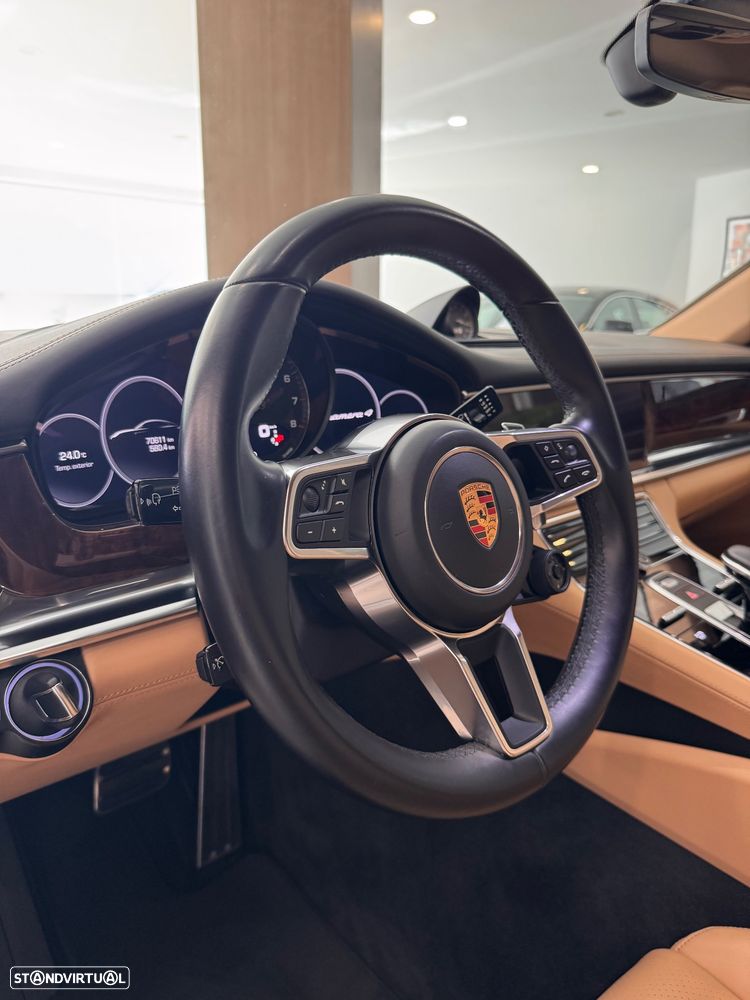 Porsche Panamera - 29