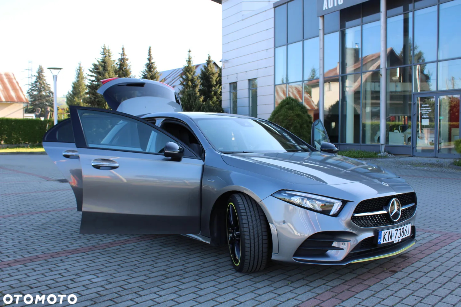 Mercedes-Benz Klasa A 250 7G-DCT AMG Line - 11
