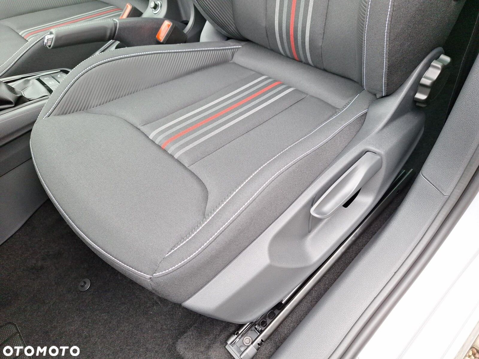 Skoda Kamiq 1.5 TSI Monte Carlo DSG - 28