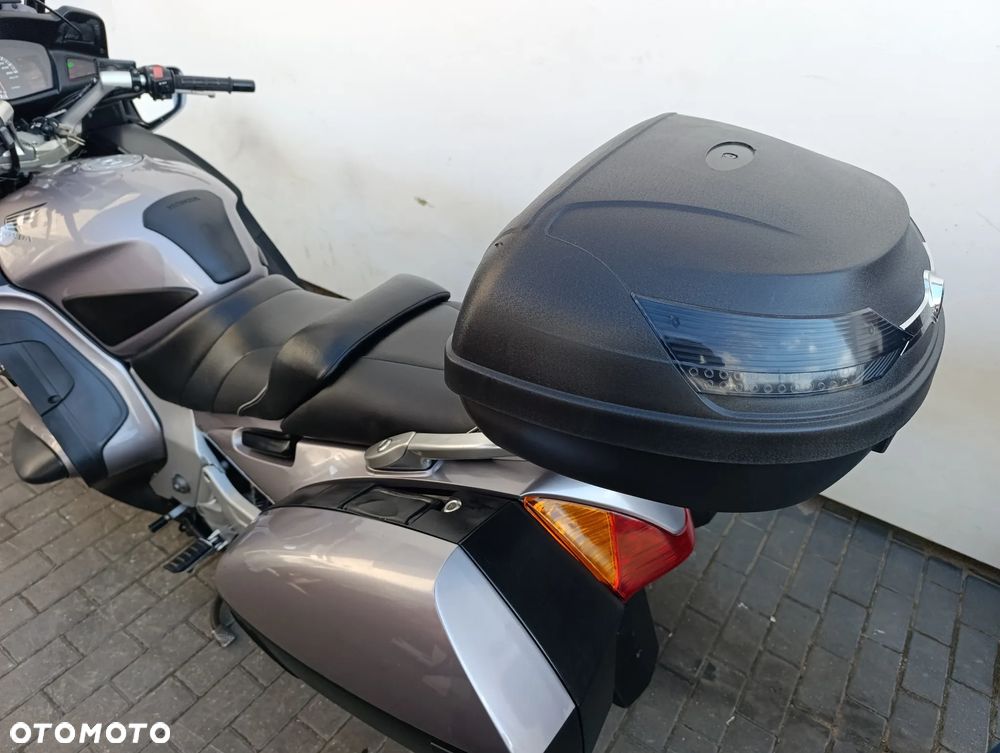 Honda ST - 20