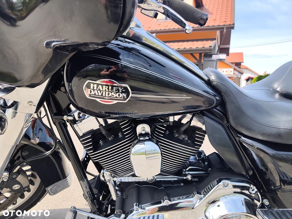 Harley-Davidson FLHTCU Ultra - 9