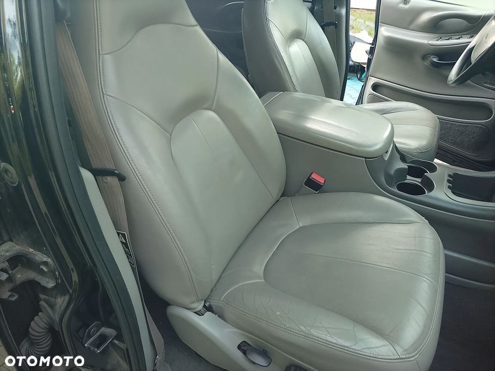 Ford Expedition 4.6 XLT 4WD - 16