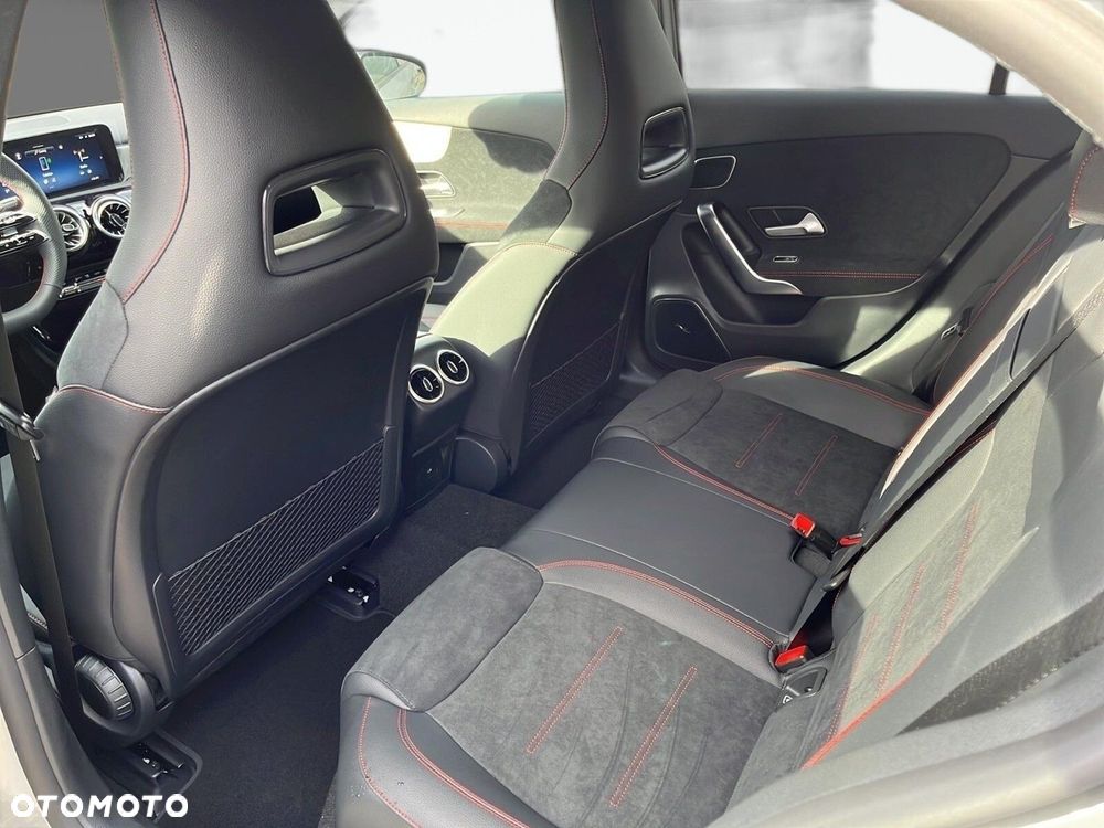 Mercedes-Benz Klasa A - 11