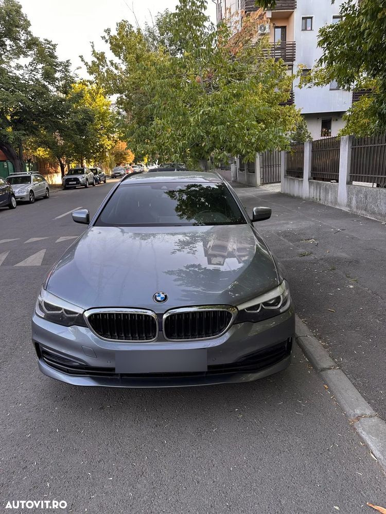 BMW Seria 5 520d Touring Aut. Sport Line - 1