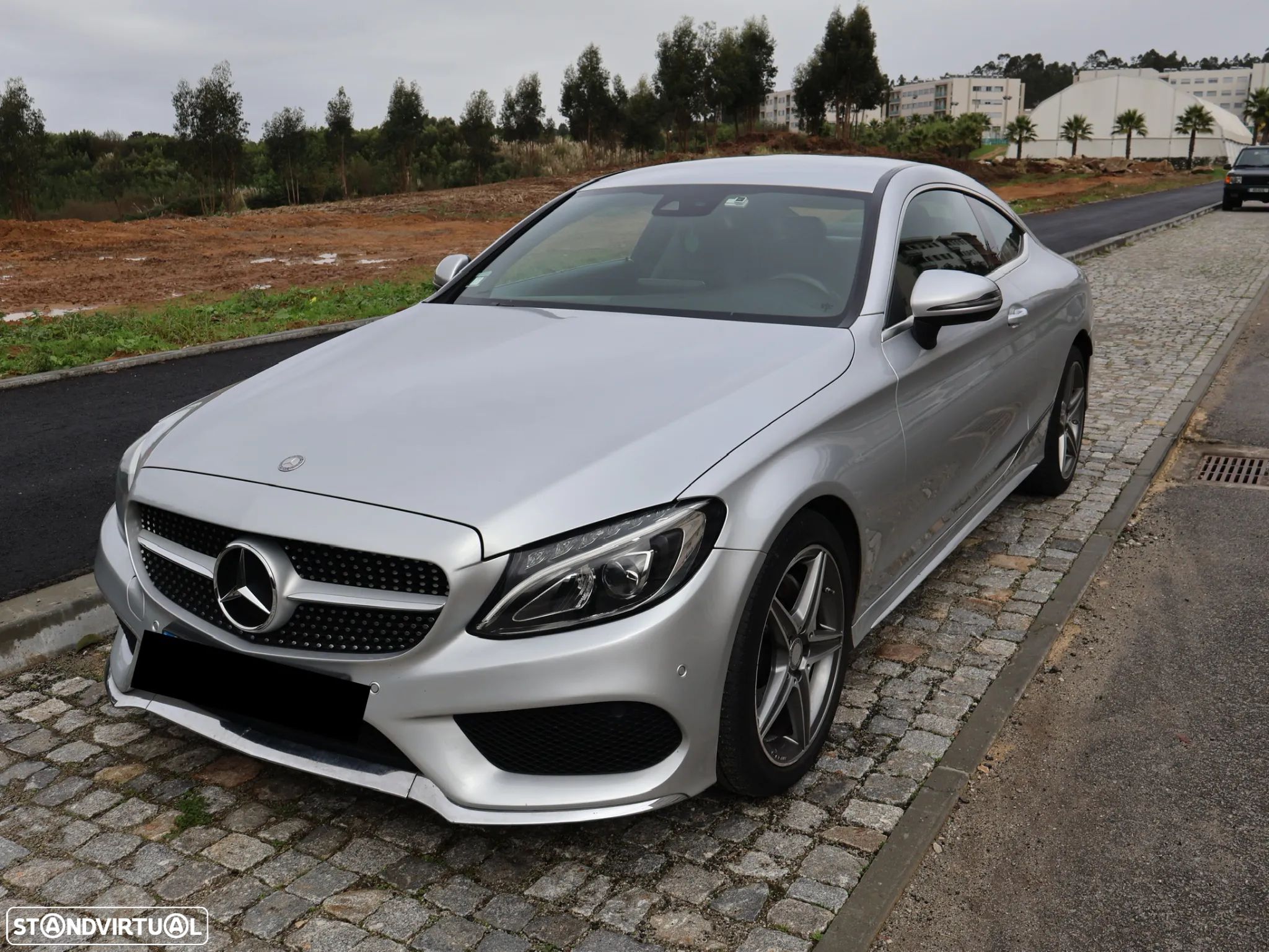 Mercedes-Benz C 220 d Coupe AMG Line - 1