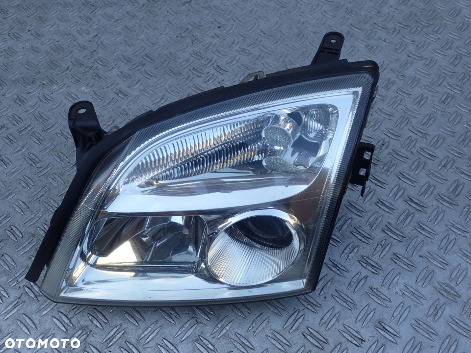 LAMPA LEWY PRZÓD OPEL VECTRA C EUROPA RADOM - 1