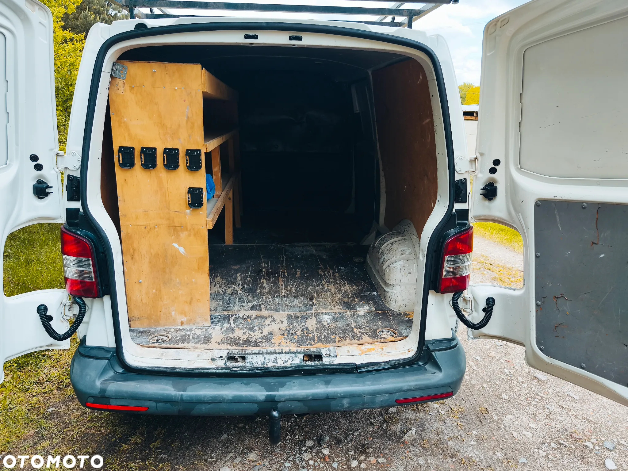 Volkswagen Transporter T5 - 18