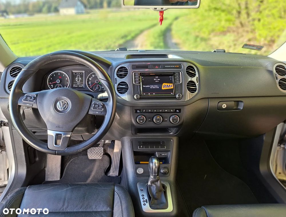 Volkswagen Tiguan - 10