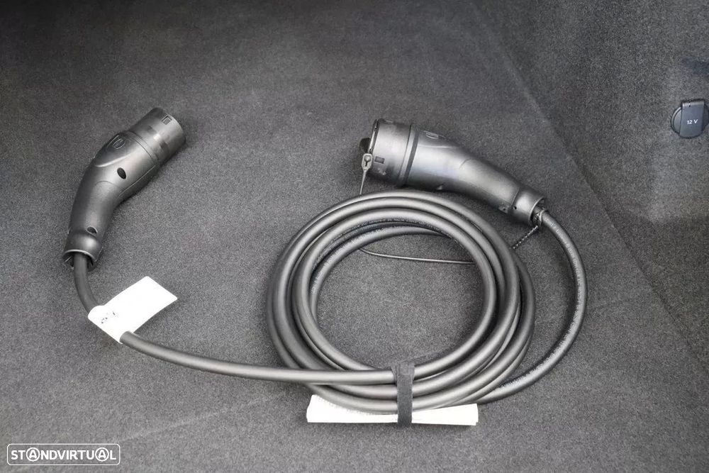 Porsche Taycan Sport Turismo Turbo - 13