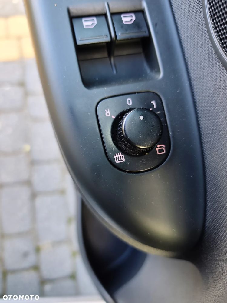 Volkswagen Golf Plus 1.4 TSI CrossGolf - 18