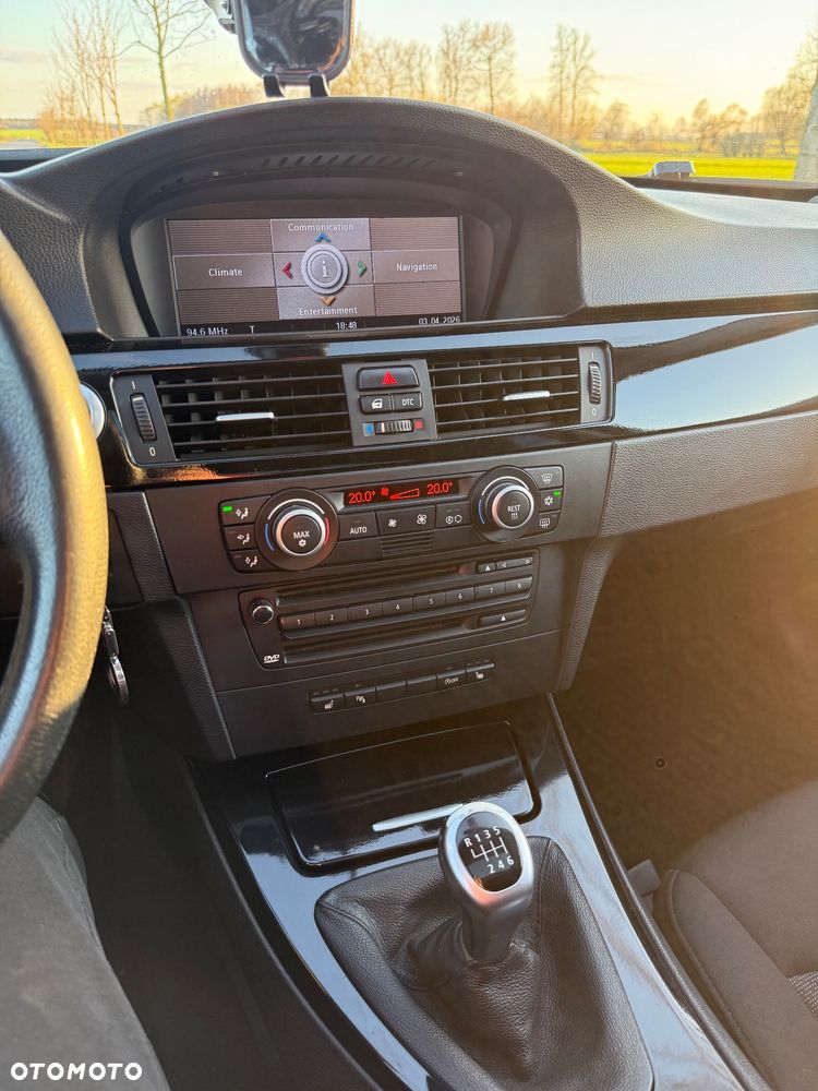 BMW Seria 3 320d - 8