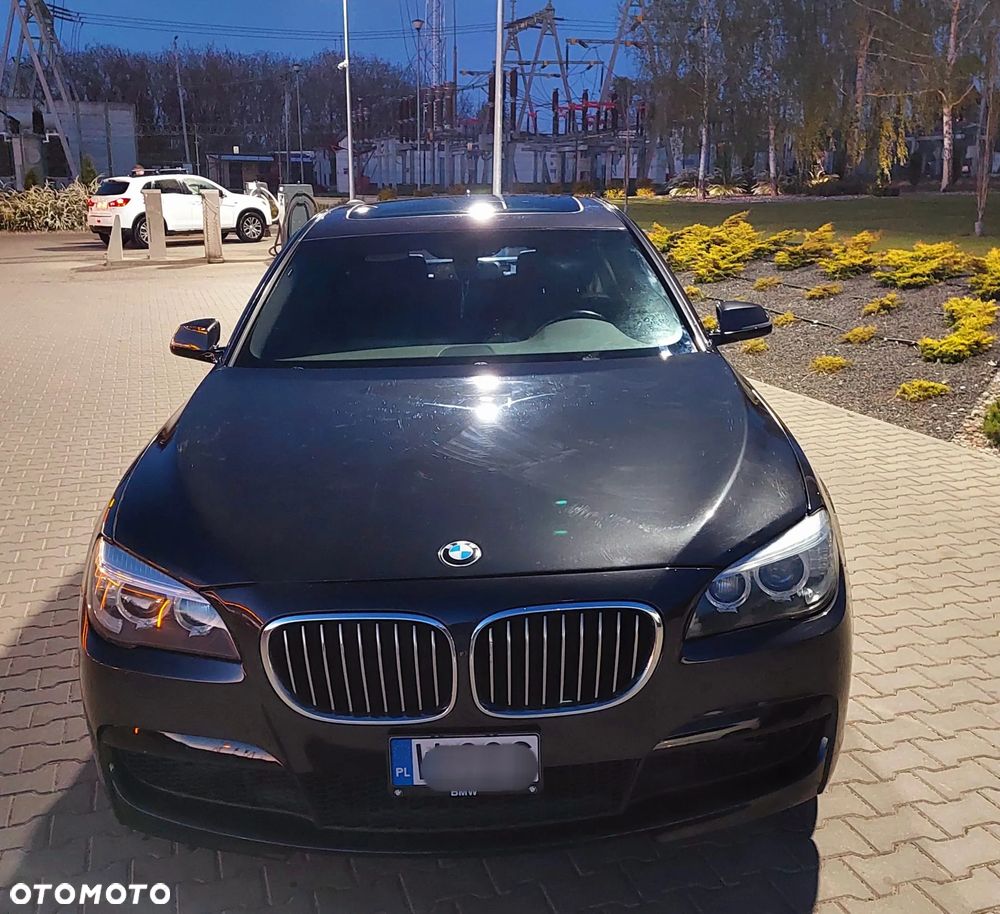 BMW Seria 7 740Li - 4