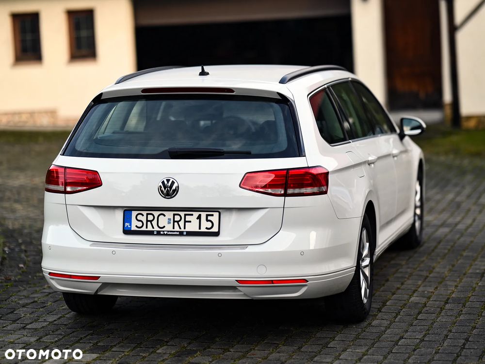 Volkswagen Passat ver-2-0-tdi-bmt-comfortline - 36
