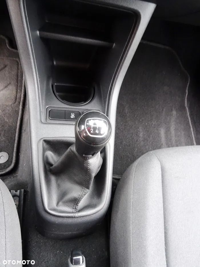 Volkswagen up! 1.0 Beats - 21