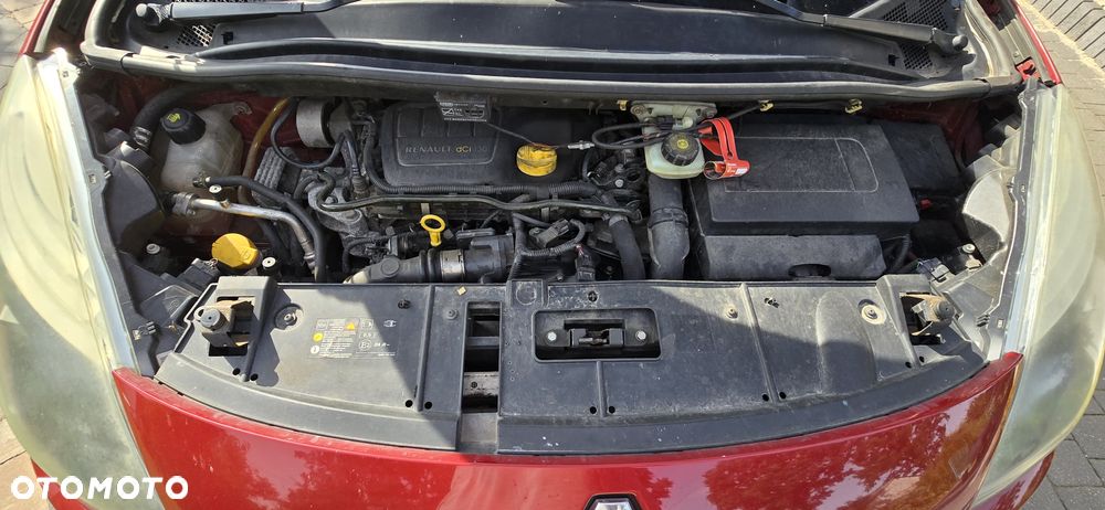 Renault Scenic 1.6 dCi Energy Bose Edition S&S - 6
