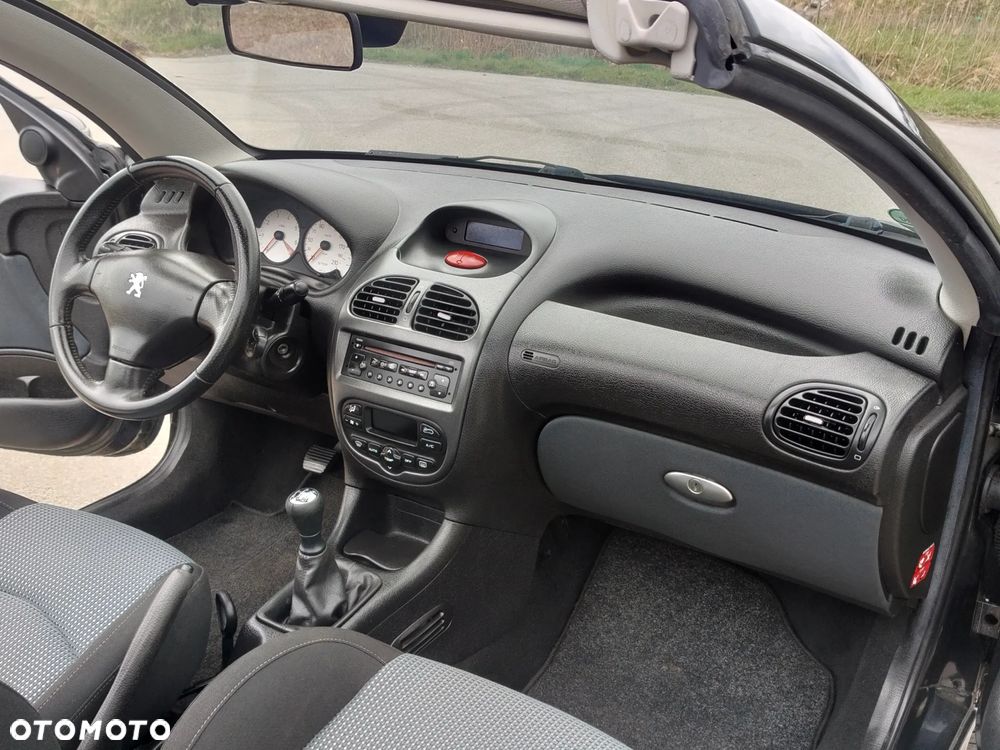 Peugeot 206 CC 110 Quiksilver - 16