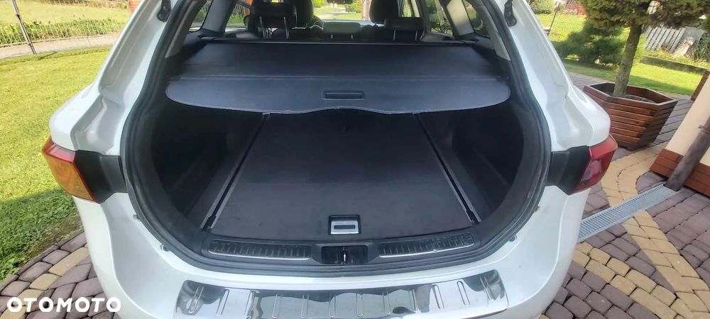 Toyota Avensis 2.0 D-4D Prestige - 22