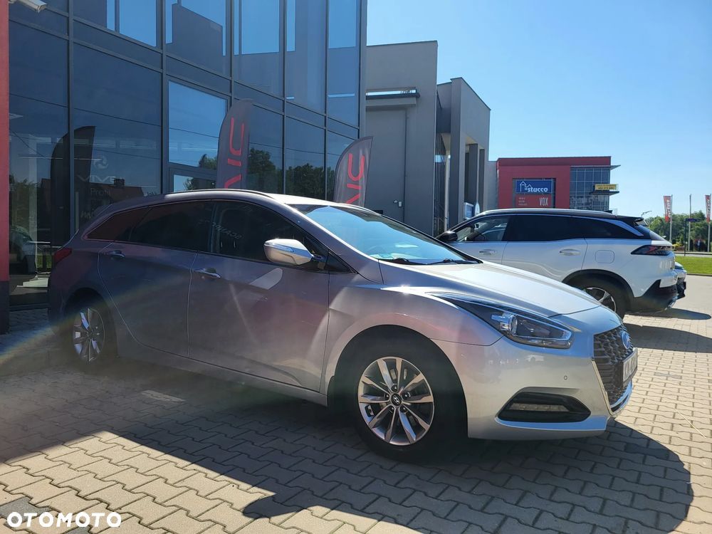 Hyundai i40 1.6 CRDi Comfort DCT - 5