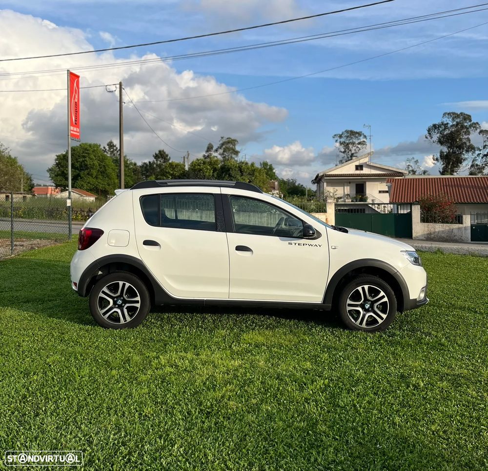 Dacia Sandero 1.0 TCe Stepway - 6
