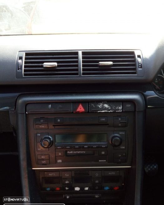Audi A4 B6 1.9 TDI de 2001 disponível para peças FRENTE VENDIDA - 5