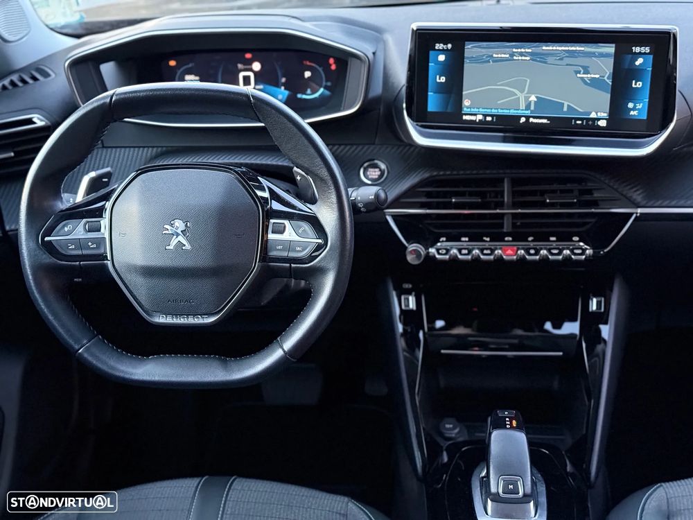 Peugeot 2008 1.2 PureTech Allure Pack EAT8 - 4