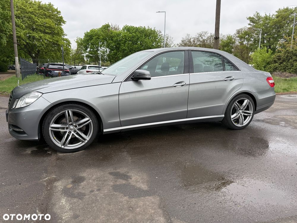 Mercedes-Benz Klasa E 220 BlueTEC 7G-TRONIC Avantgarde - 2