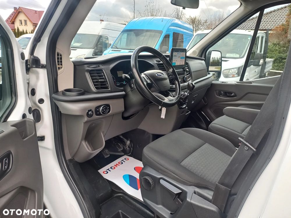 Ford Transit - 18