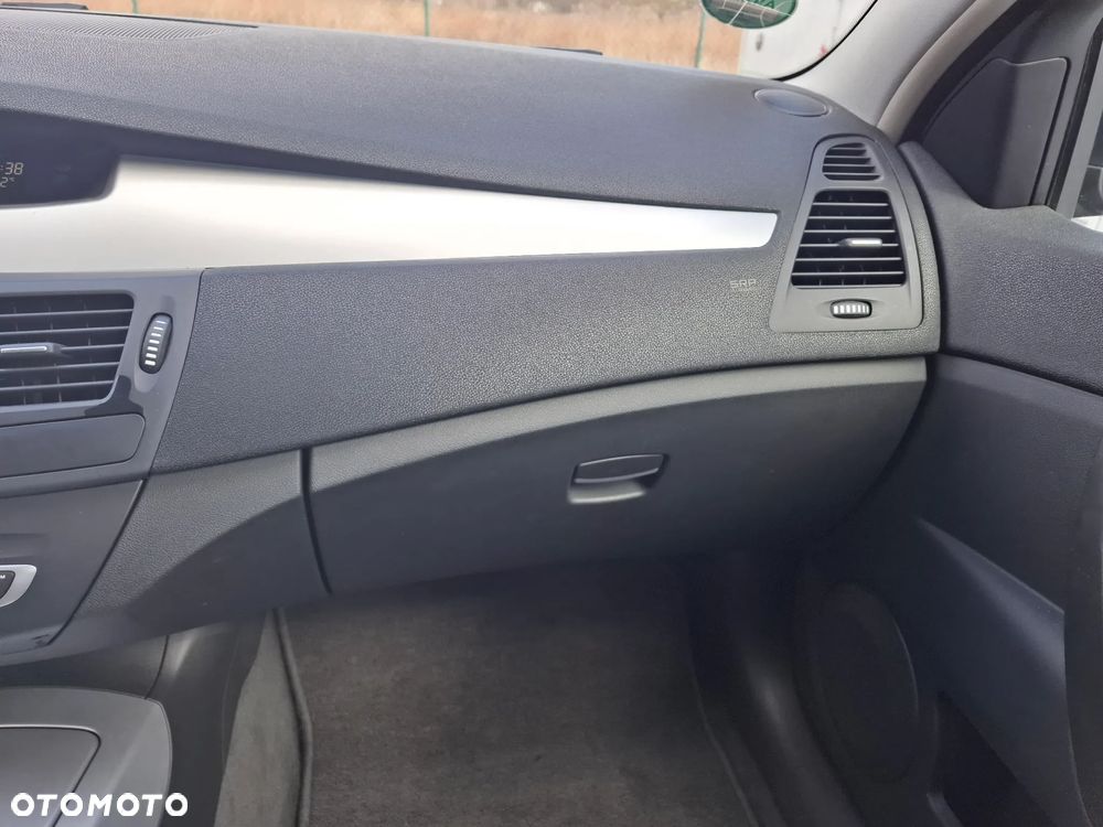 Renault Laguna 2.0 Expression - 9