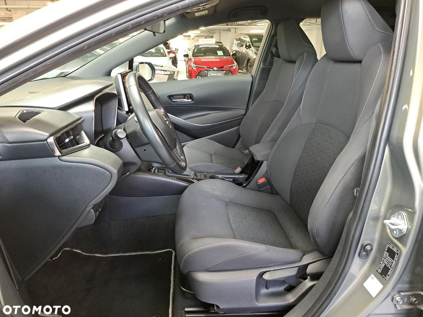 Toyota Corolla 1.8 Hybrid Comfort - 10