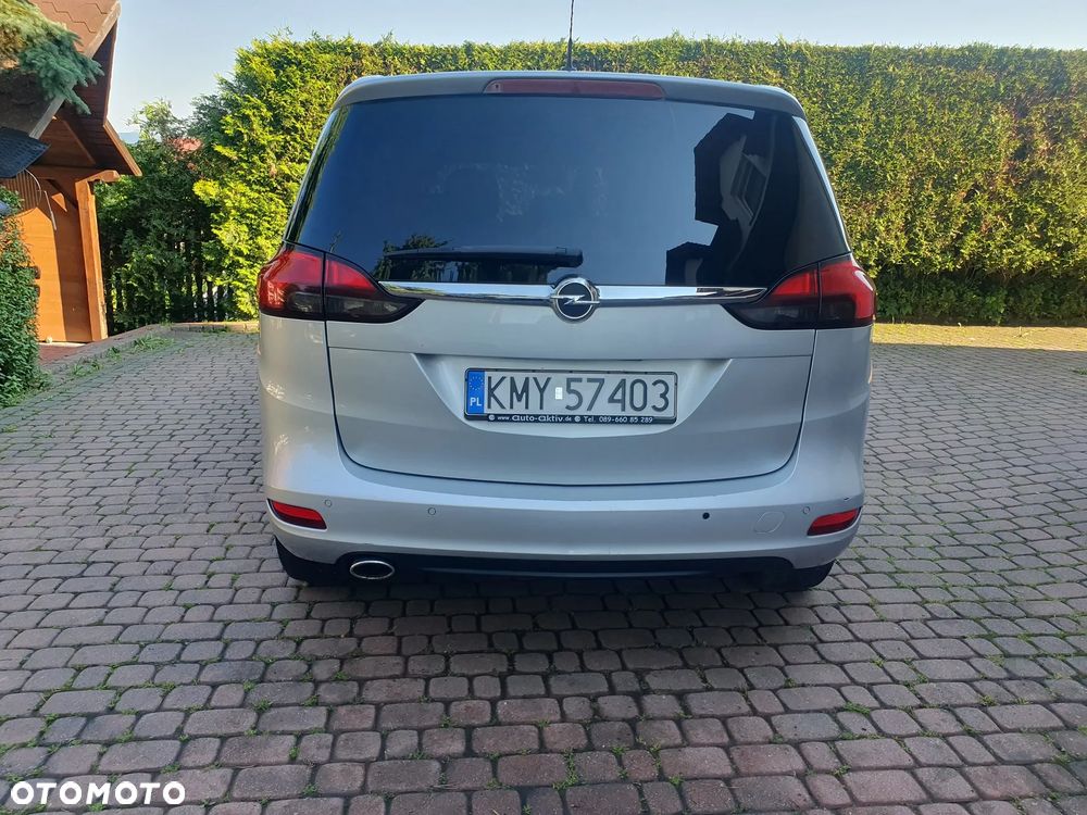Opel Zafira - 2