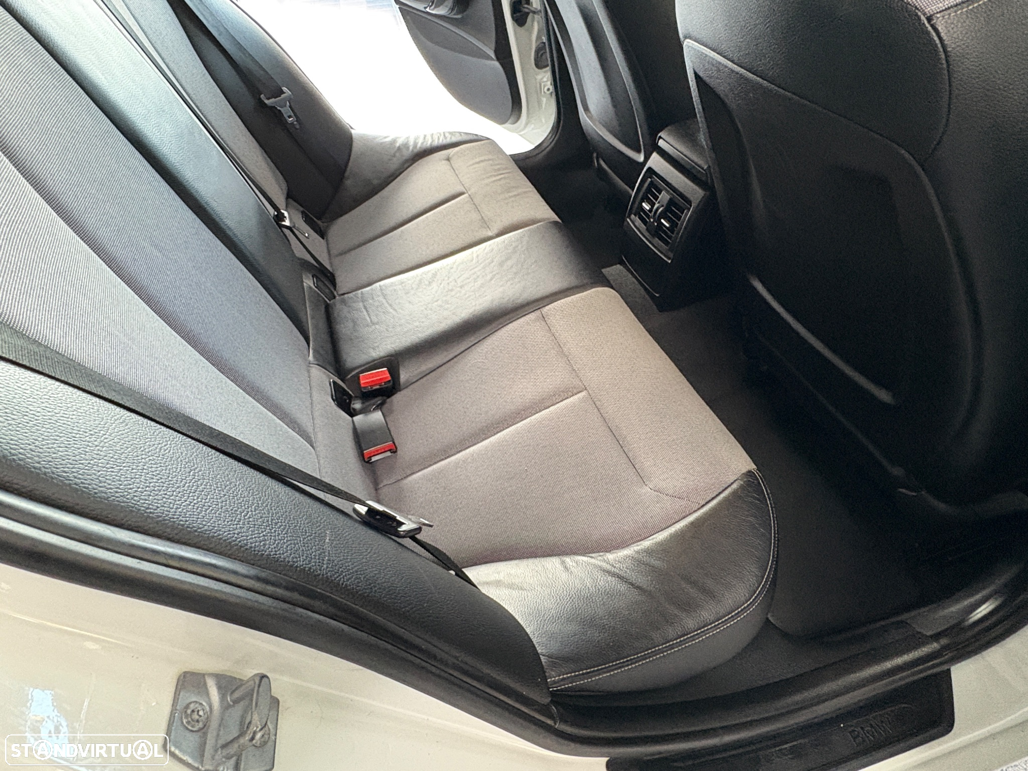 BMW 116 d Line Urban - 30