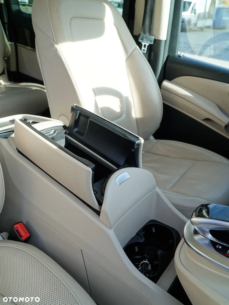 Mercedes-Benz Klasa V 250 d 4-Matic Avantgarde 7G-Tronic (d³ugi) - 24