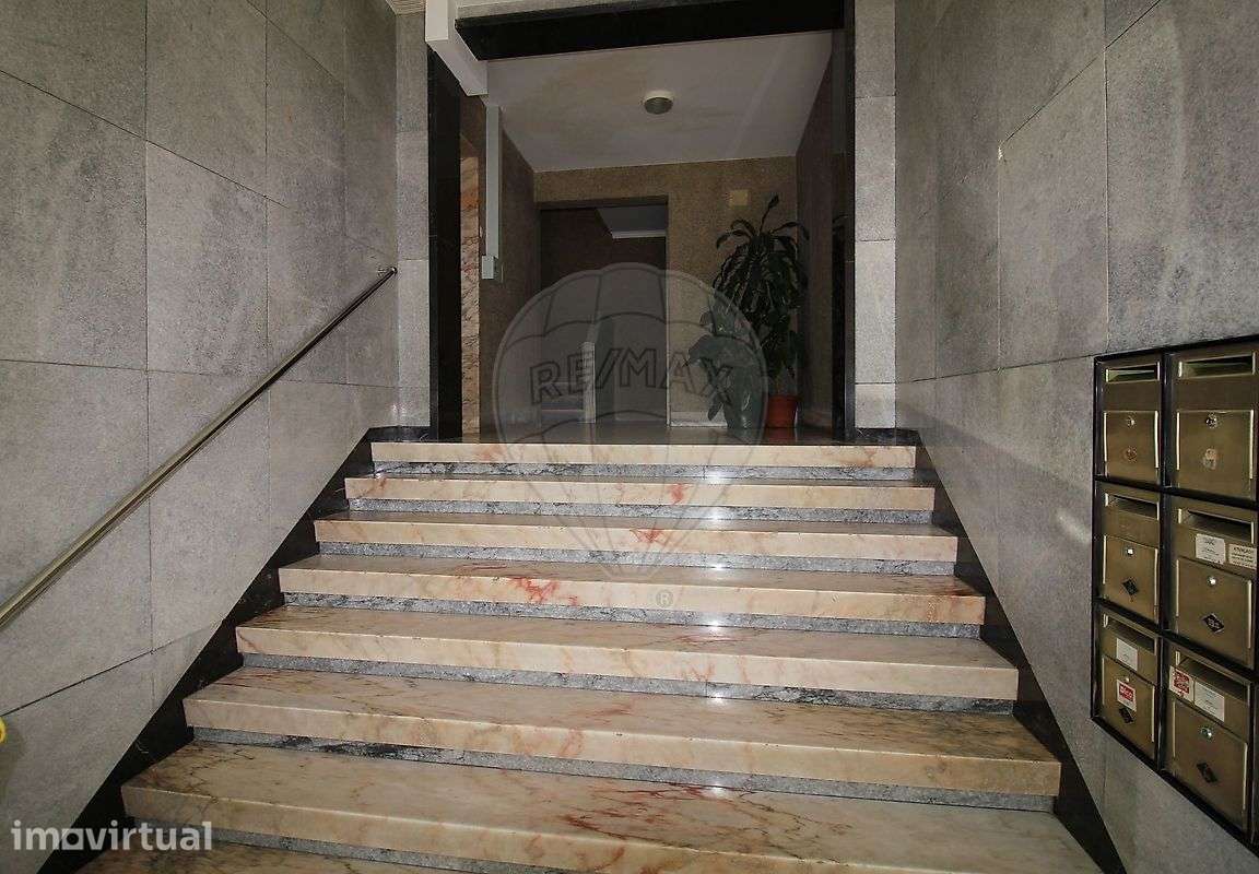 Apartamento T2 para arrendamento - Grande imagem: 2/30