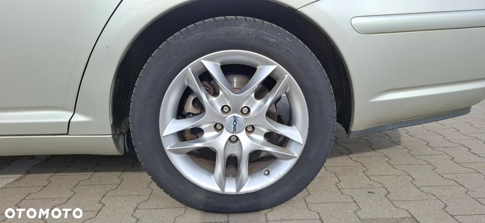 Toyota Avensis 2.0 D-4D - 3