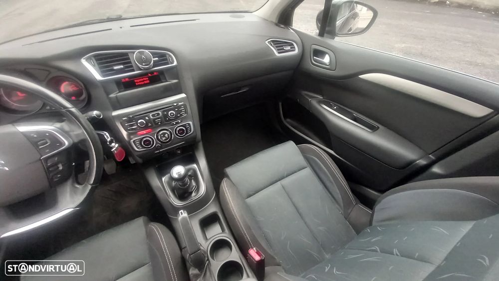 Citroën C4 1.6 HDi Exclusive - 14