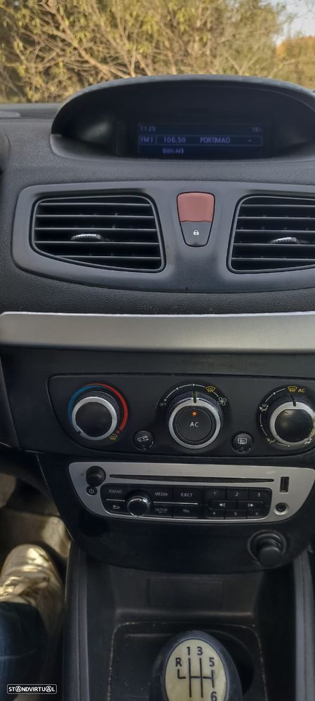 Renault Fluence 1.5 dCi Exclusive - 5