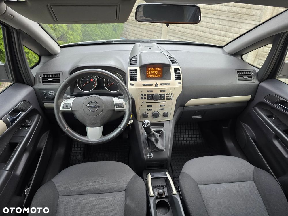 Opel Zafira 1.8 Cosmo - 14