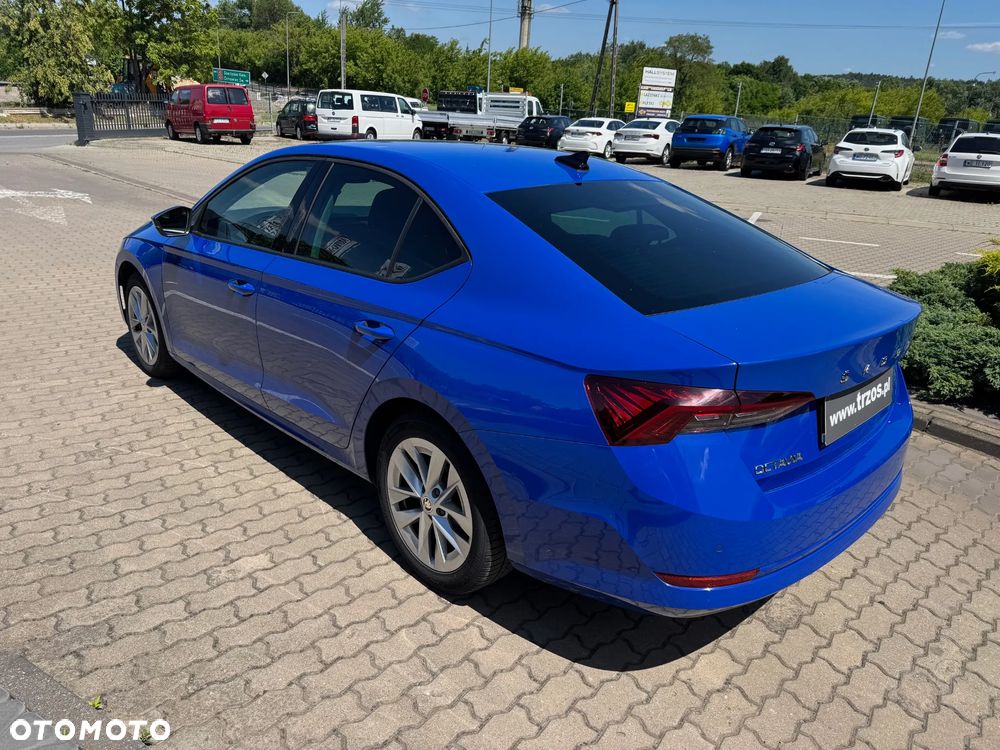 Skoda Octavia 2.0 TDI Ambition DSG - 5