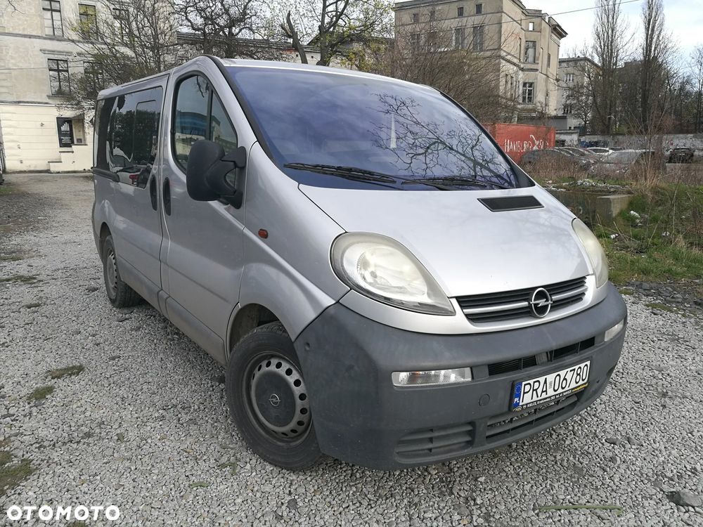 Opel Vivaro DTI Tour - 2