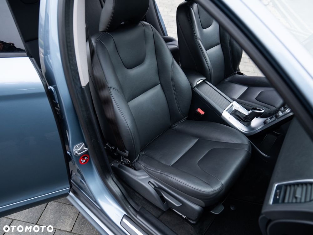 Volvo XC 60 D3 Geartronic Kinetic - 24