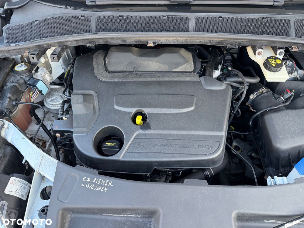 Ford S-Max - 34