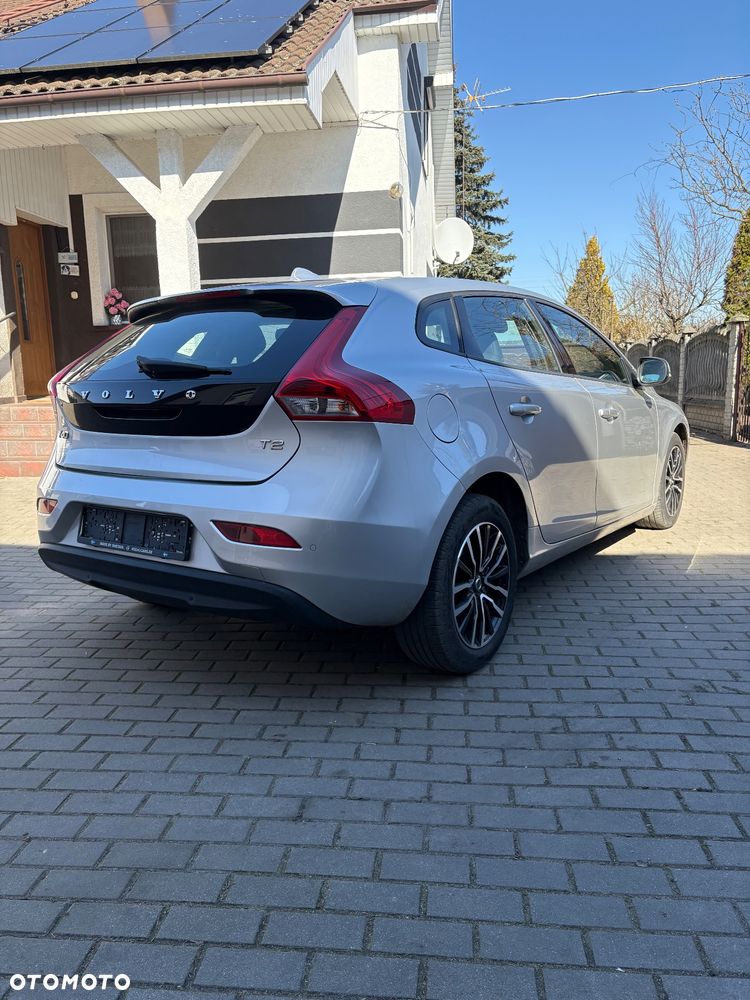 Volvo V40 T2 - 13