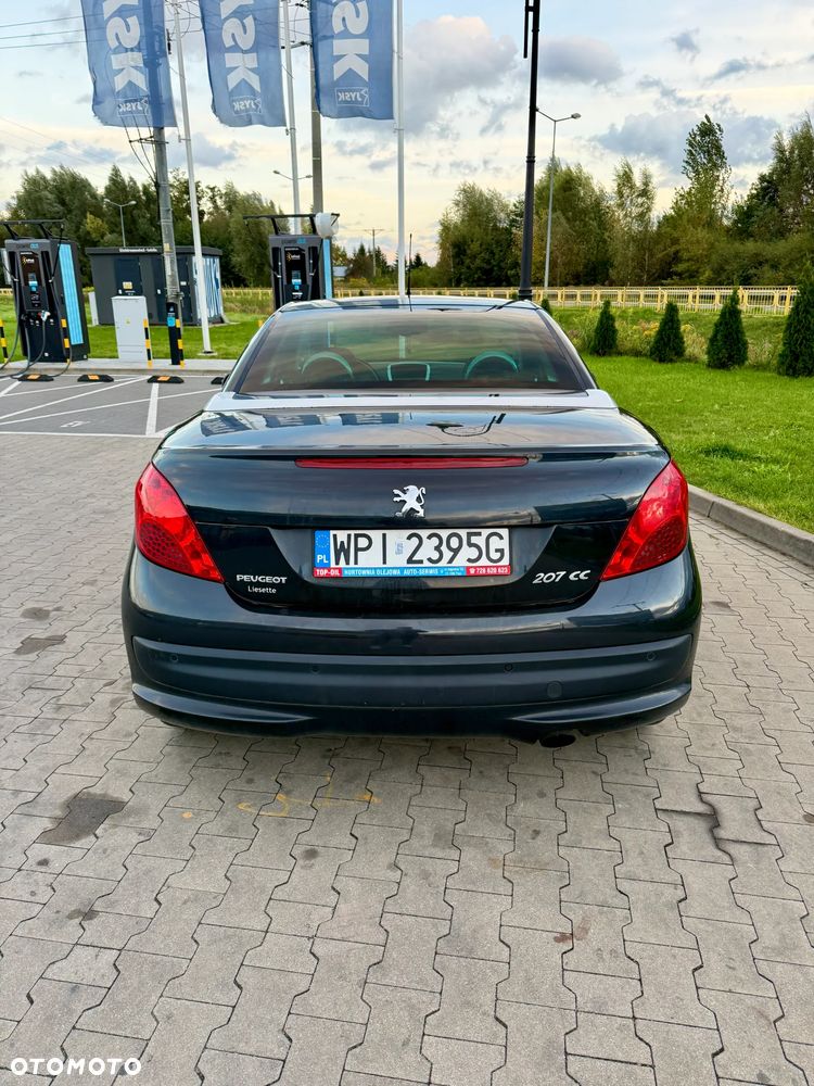 Peugeot 207 CC - 6