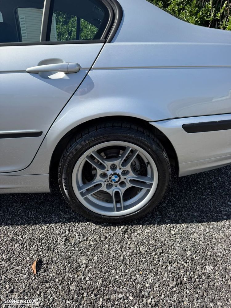 BMW 320 d - 14