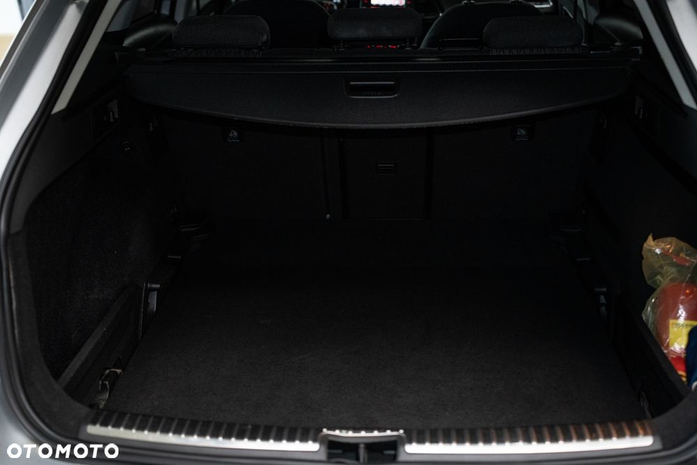 Seat Leon 2.0 TDI Style S&S - 28